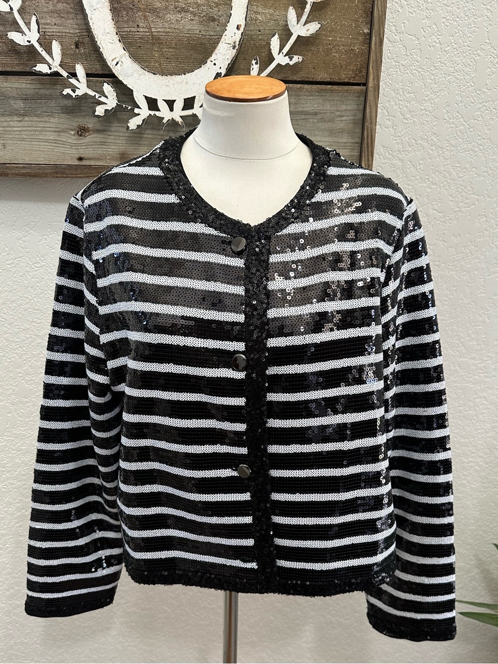 Evereve Black and White Striped Sequin Cardigan Jacket ladies size Large
